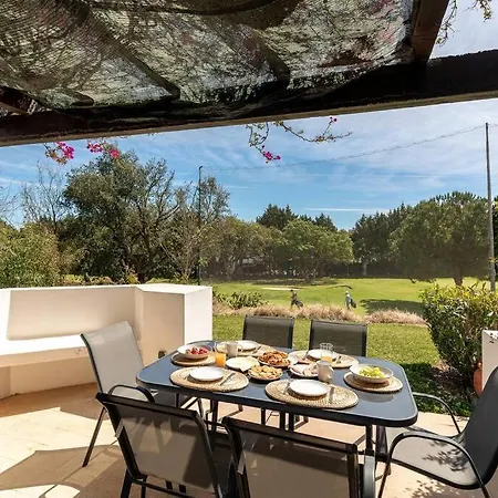 Holiday home Moradia Olhos De Agua - 3 Quartos - 6 Camas